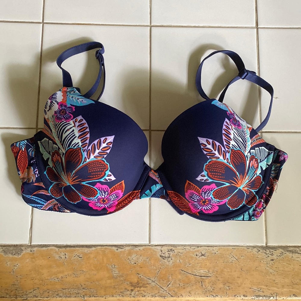 PINK, 36C, navy w/ floral details